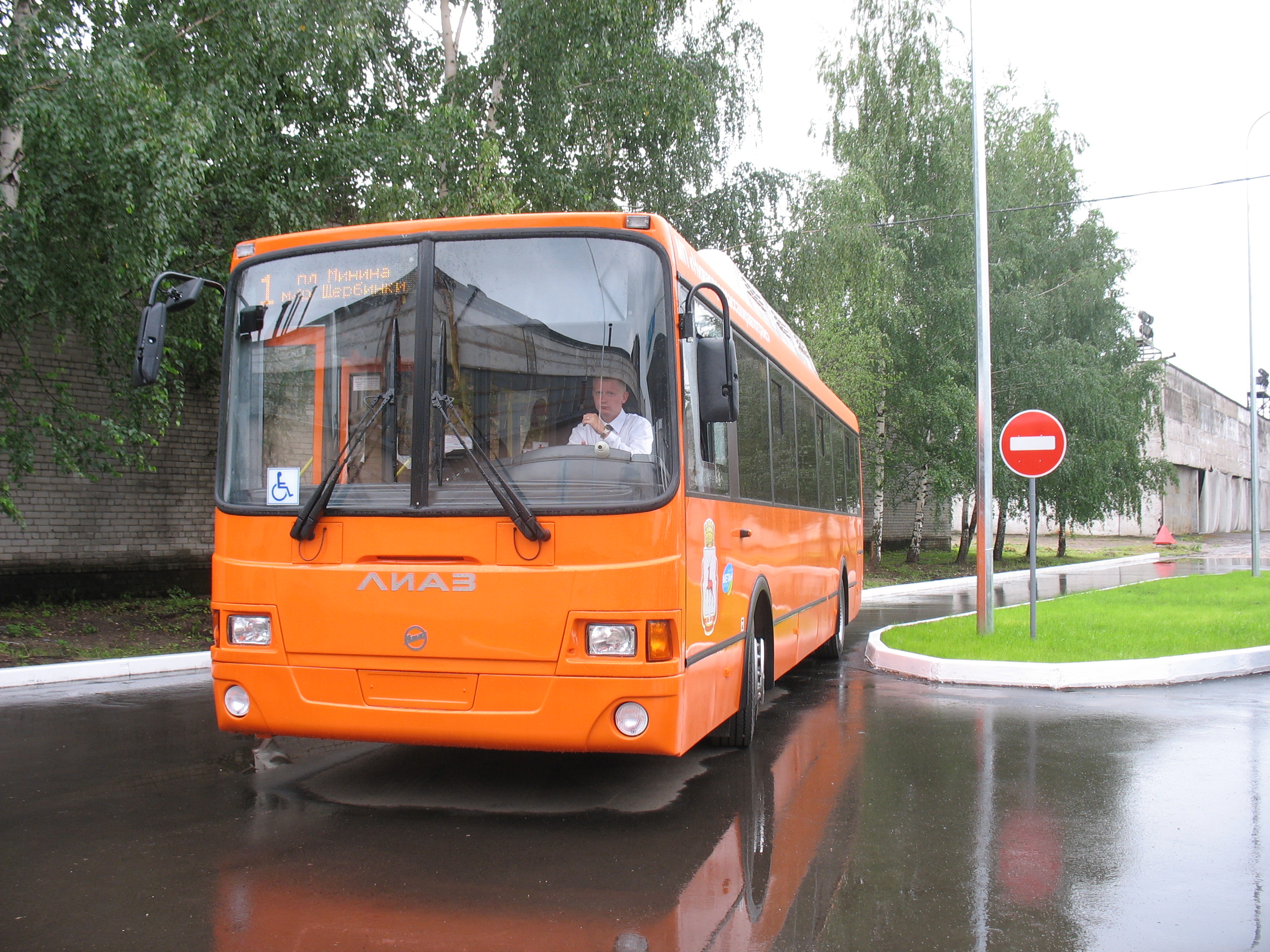 Автобусы и маршрутки обяжут объявлять остановки в Нижнем Новгороде