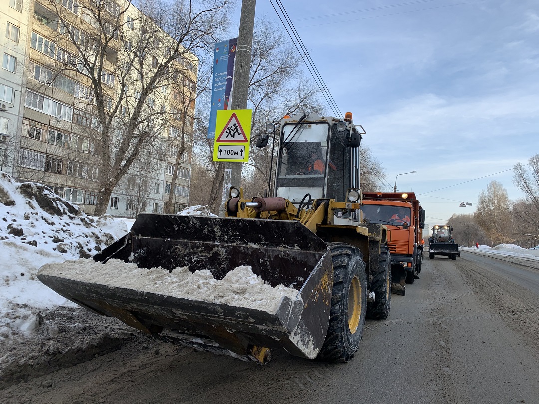 Около тысячи тонн снега вывезли с обновлённого участка дороги на Фадеева в Самаре