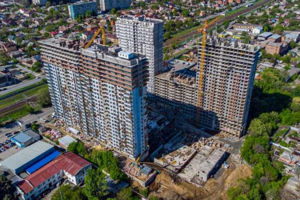 Стабильно высокий спрос: в апреле на Дону зарегистрировали 3,7 тыс. договоров «долевки»