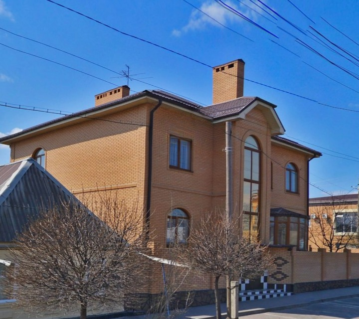 Имущество под арестом: на Дону распродают залоговые квартиры, дом и паркинг - фото 2