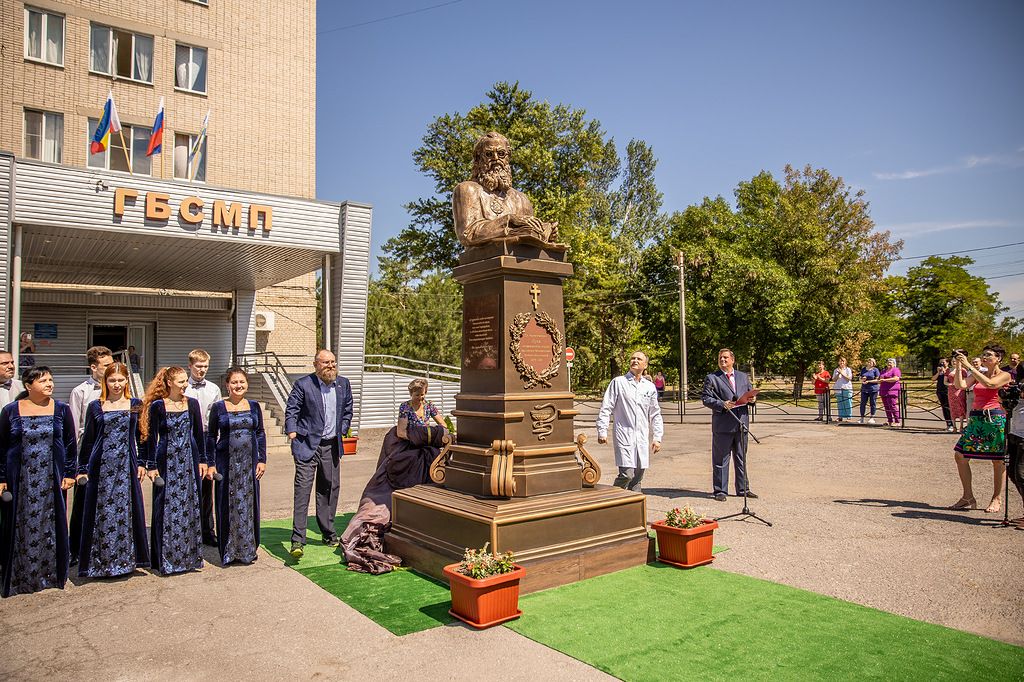 В Таганроге в августе открыли памятник святителю Луке Войно-Ясенецкому - фото 1