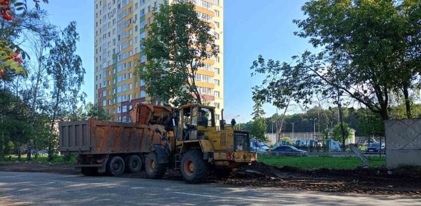 Аварийный забор демонтируют на Анкудиновском шоссе в Нижнем Новгороде  - фото 1