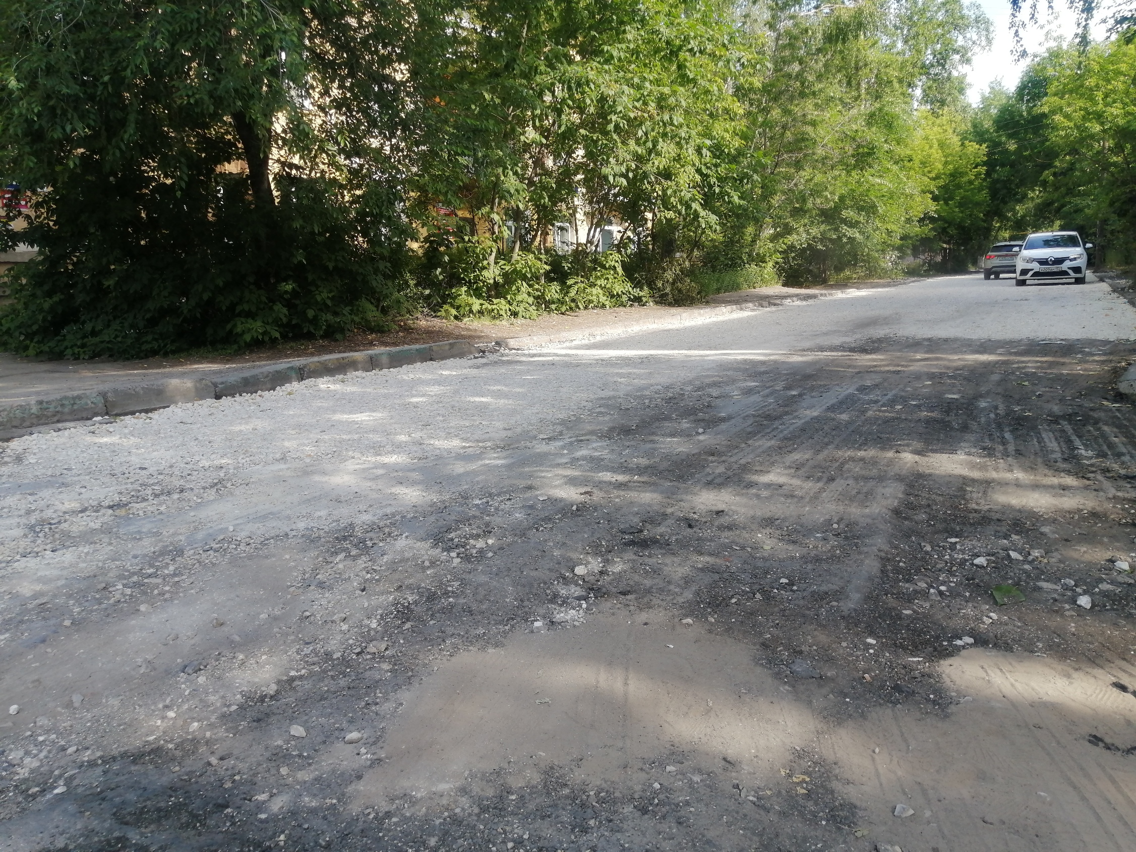 Ремонт дорожного покрытия на улице Вольской в Нижнем Новгороде завершен на 50%